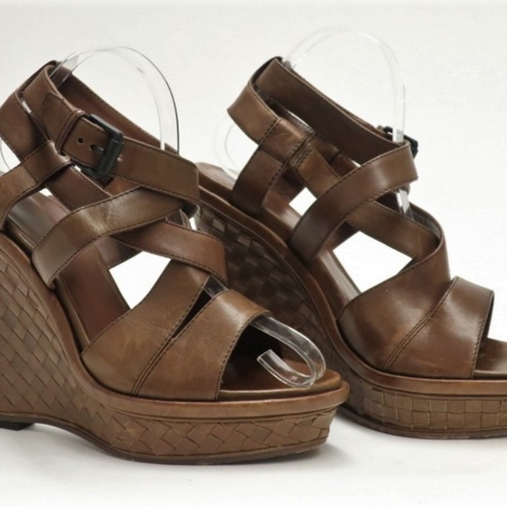 Bottega Veneta Intrecciato Wedge Sandal - Picture 2 of 8